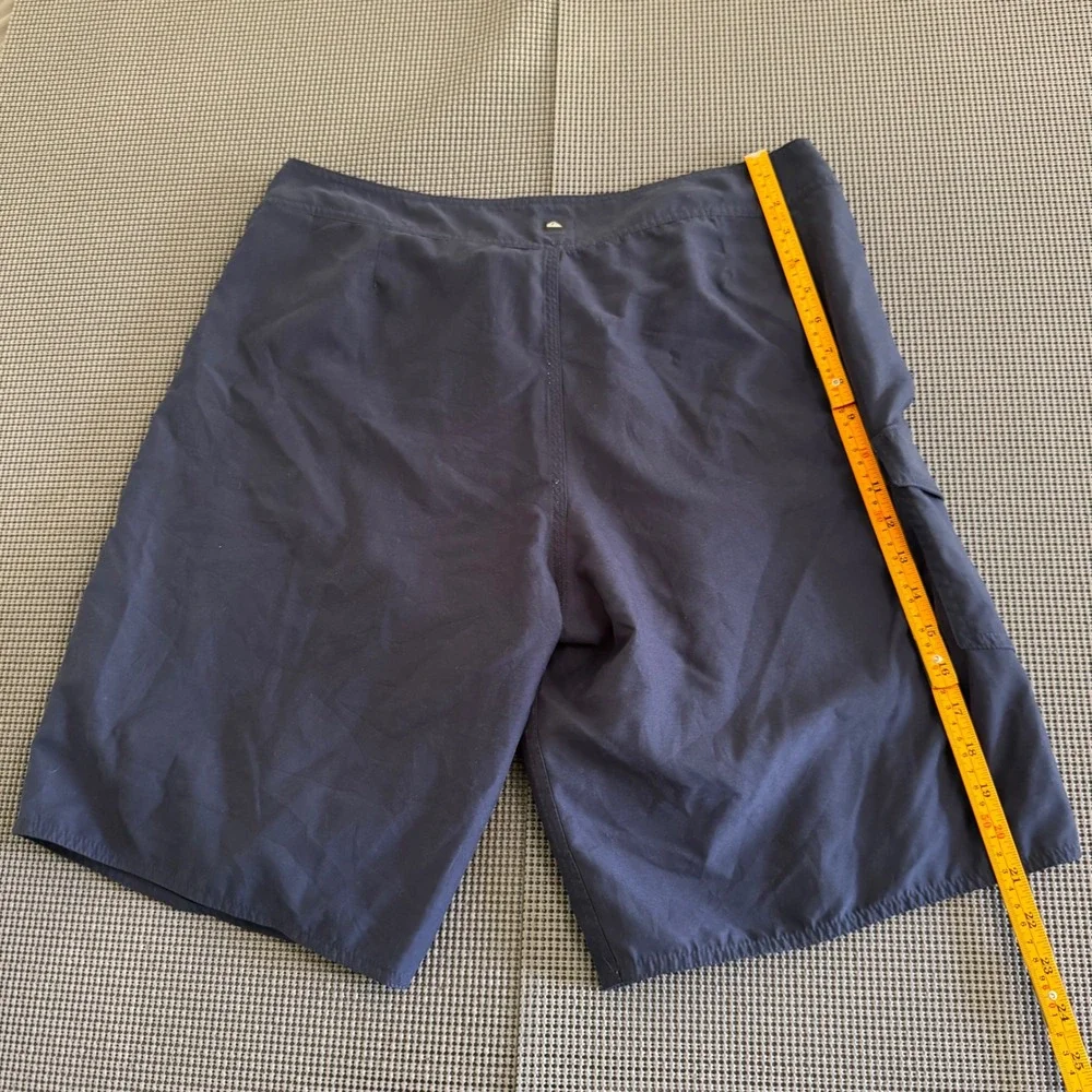 Quiksilver Mens Navy Blue Cargo Board Shorts Swim Trunks Size 36 BYJ0